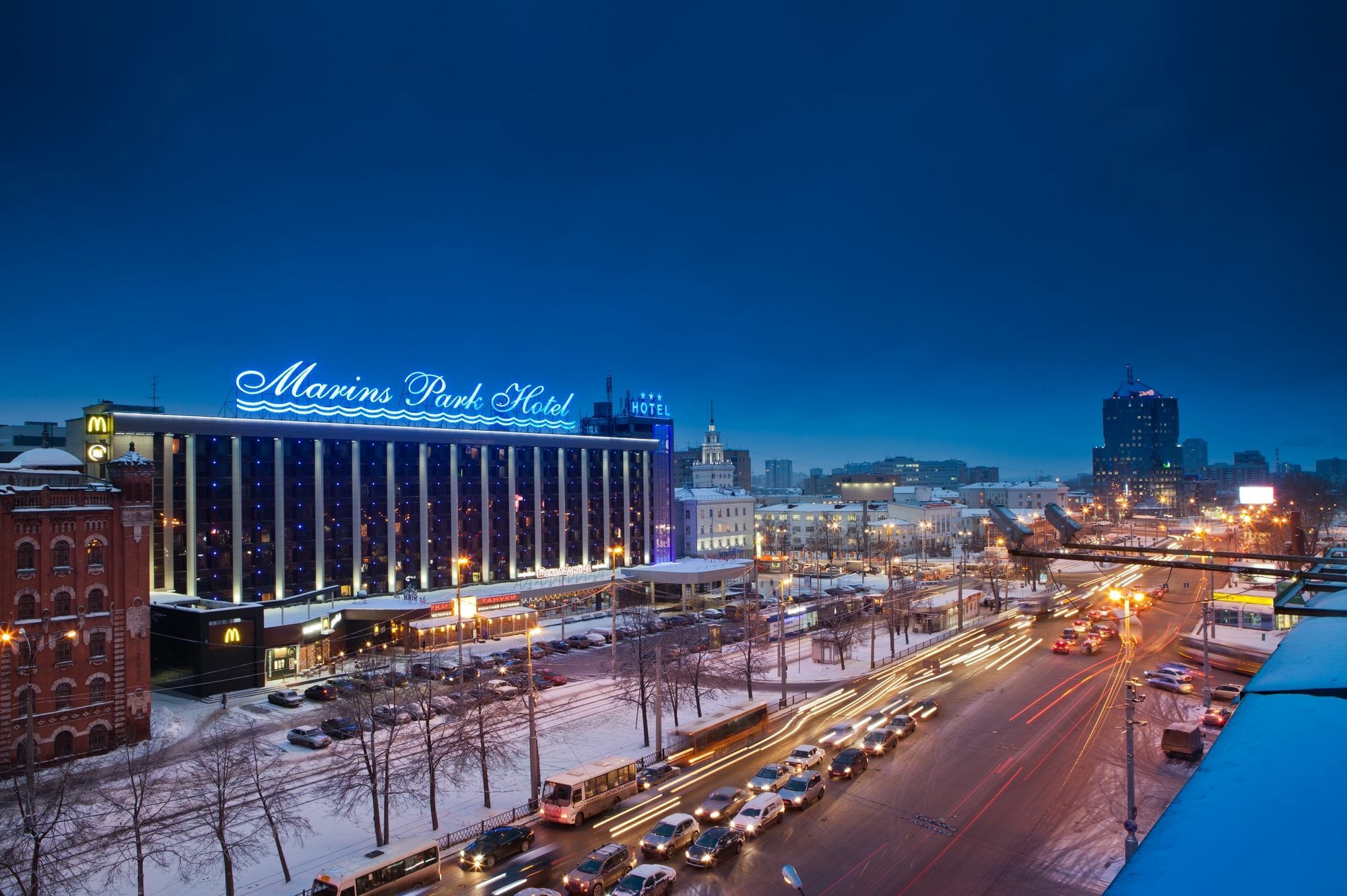 Marins Park Hotel Yekaterinburg Exterior foto